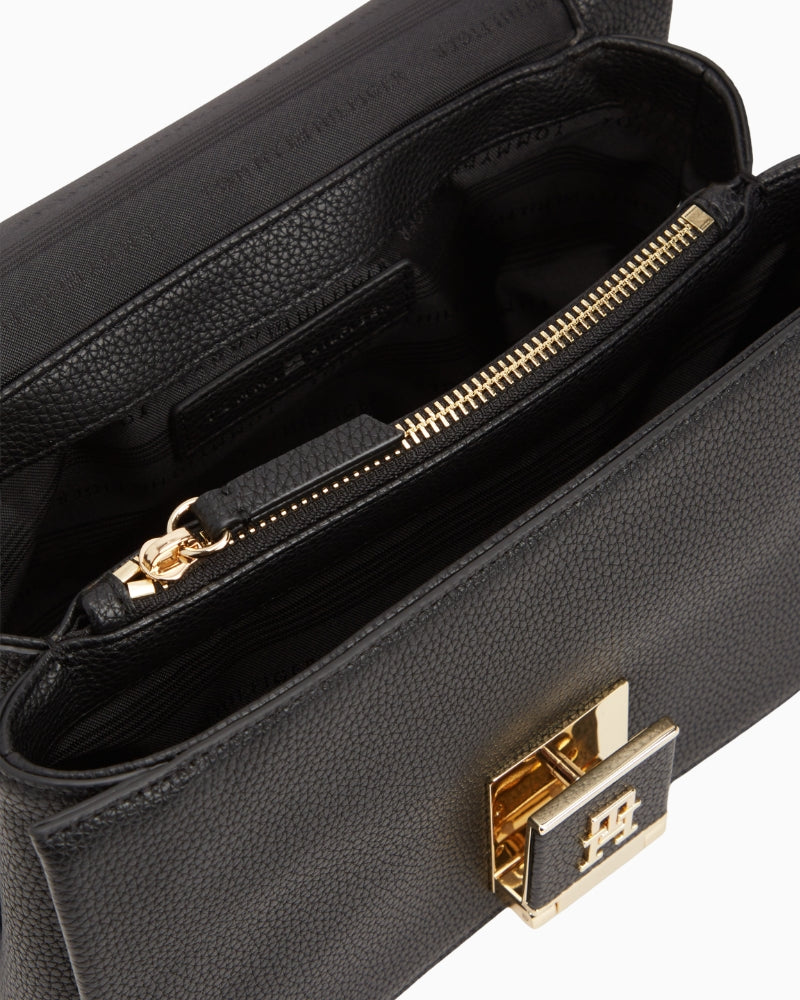 Tommy Hilfiger Her Medium Crossover Bag in Black interior detail