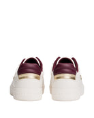 featuring the signature Tommy Hilfiger flag logo and contrast detail at the back.
