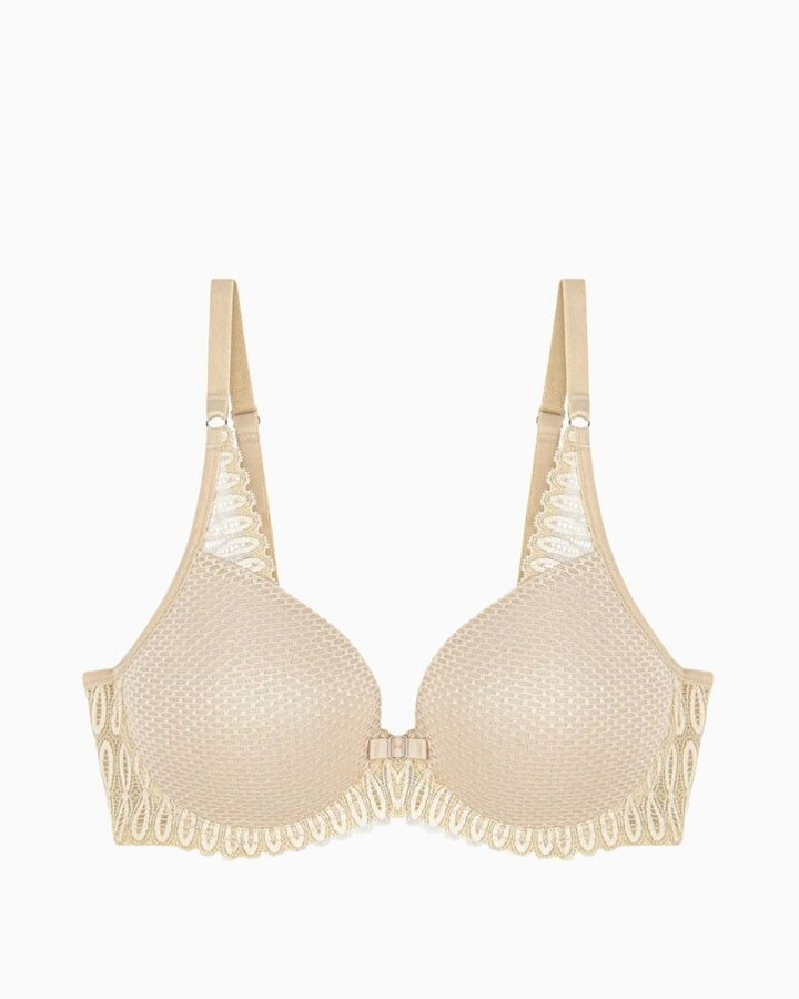 Triumph Aura Spotlight bra in creamy dream with soft lace cups