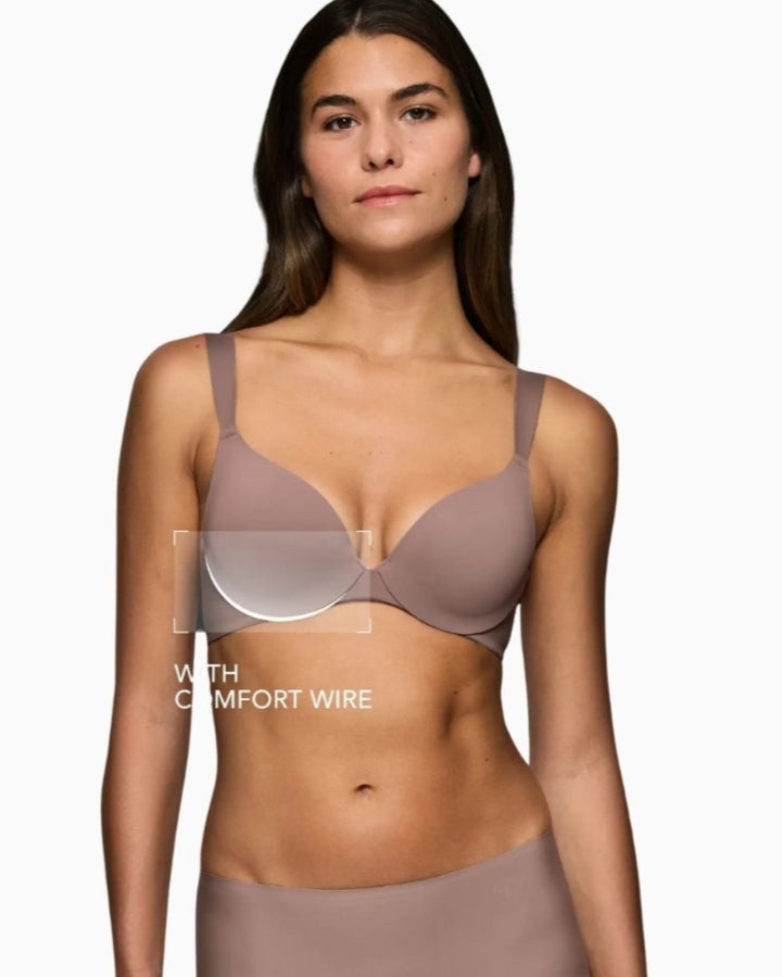 Front view of Triumph Amourette limited edition bra with soft stretch lace