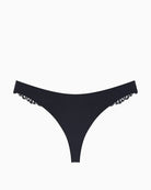 Front view of Triumph padded comfort wire bra showing seamless neckline