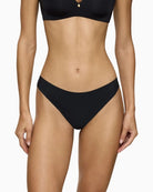 Front view of Triumph padded comfort wire bra showing seamless neckline