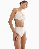 Triumph BMU Illusion Curve shaping maxi knickers ecru white side angle