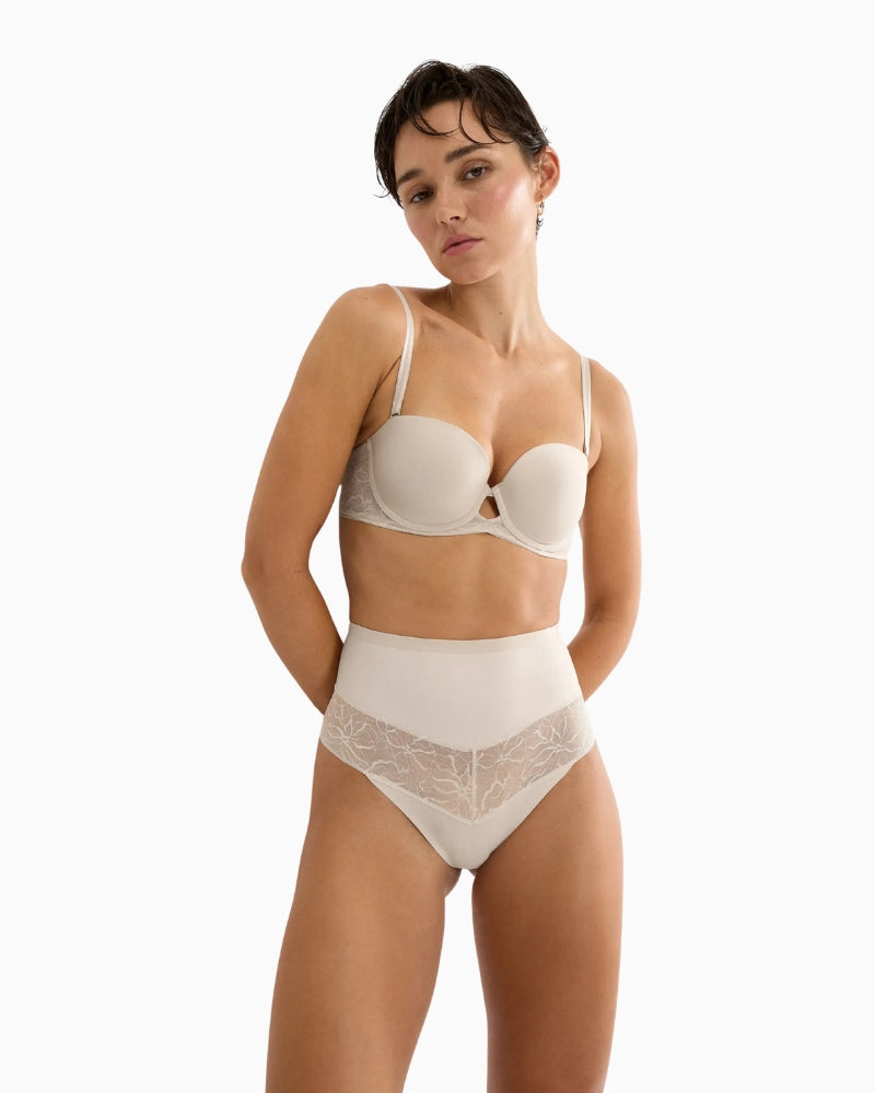 Triumph nude highwaist thong seamless look