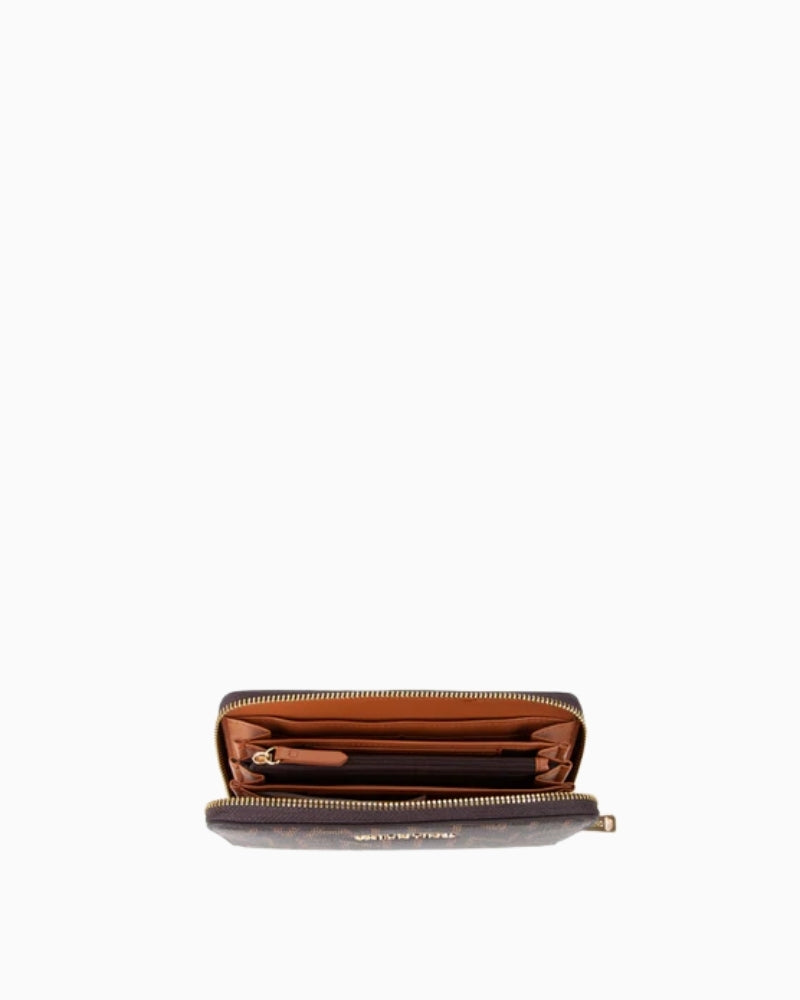 Interior of Queen King wallet with card slots and coin section
