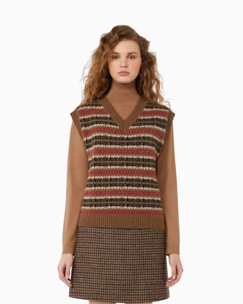 Jacquard knit gilet by Weekend Max Mara in camel with V-neck and ribbed edges