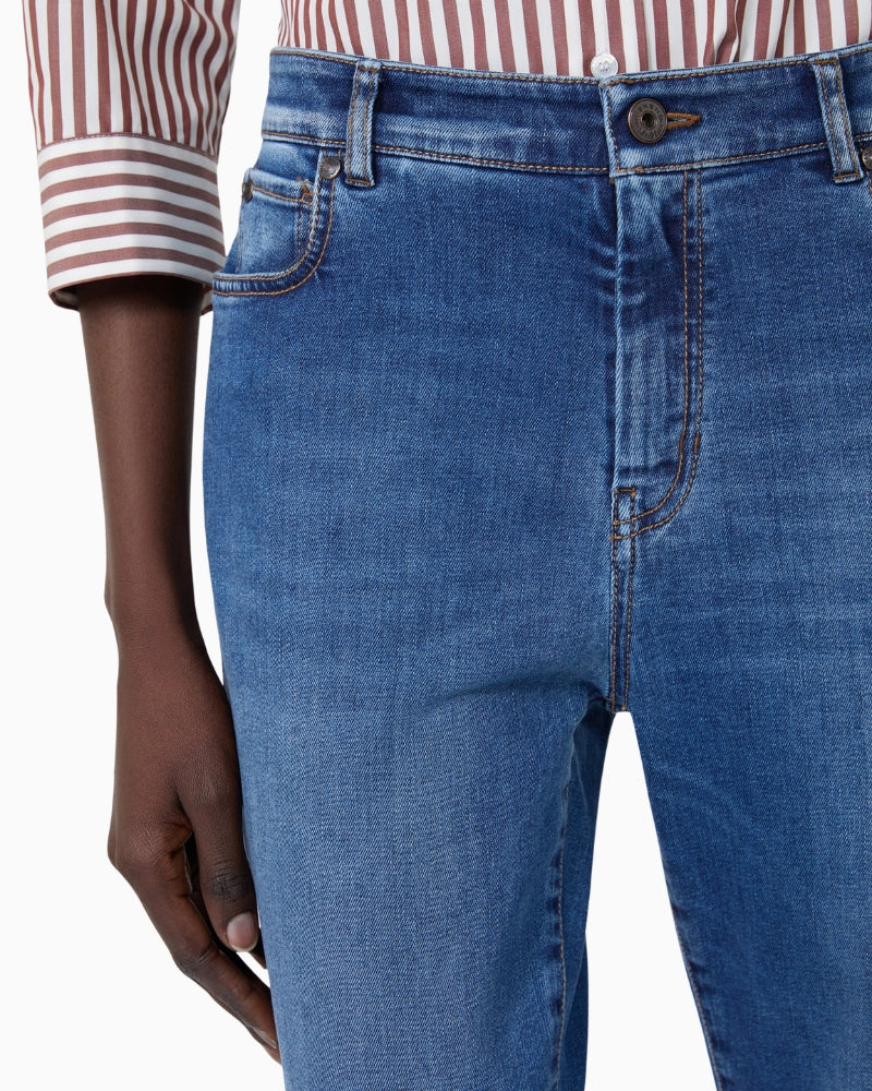 Weekend Max Mara Cropped Jeans in navy waistband detail