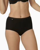 Basic Maxi Briefs 4 Pack fabric detail