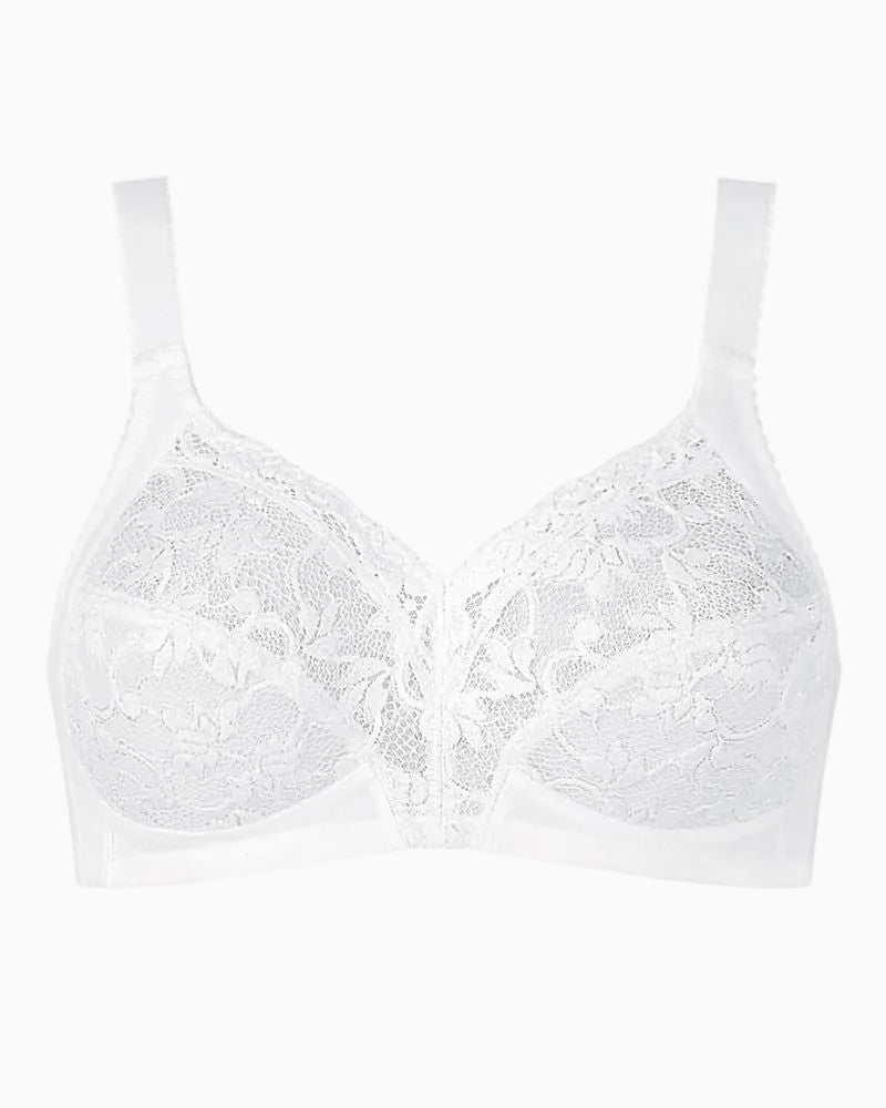 Triumph - Delicate Doreen in White - Full View