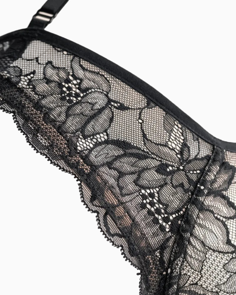 Triumph Amourette Charm Bra in Black lace detail
